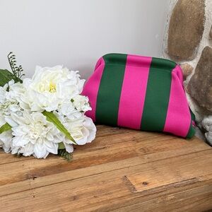 🌷NWT! Pink/Green Crochet Woven Dumpling Bag